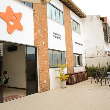 Faixada da Escola